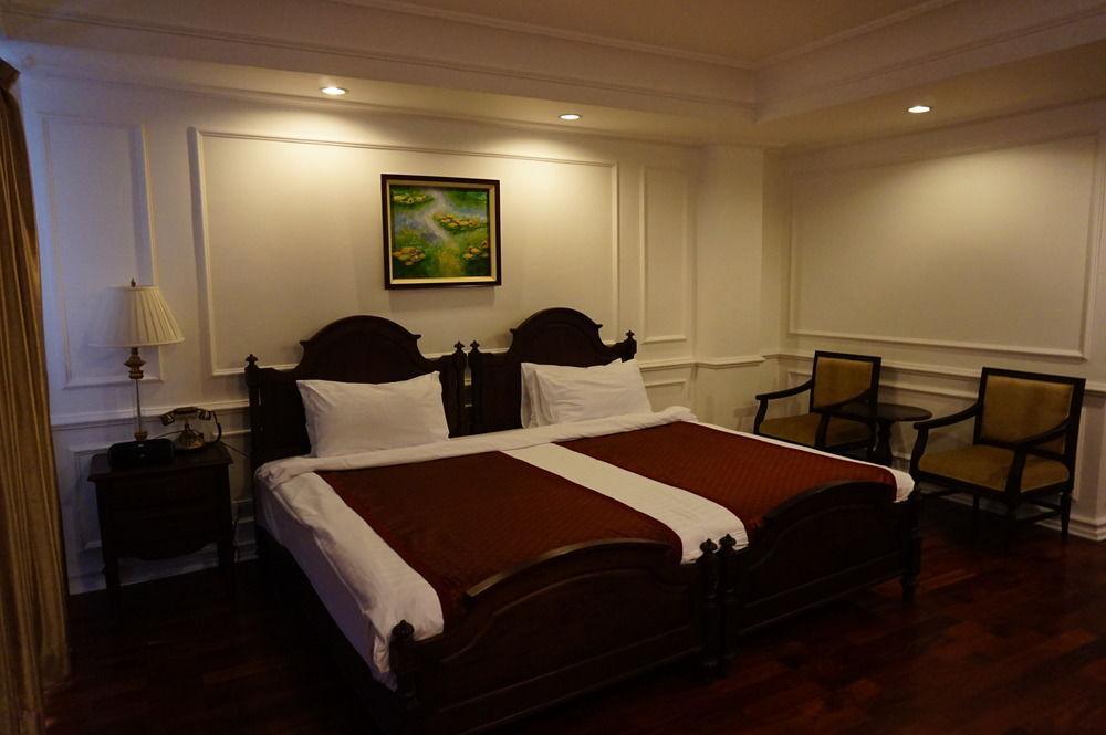 Dhavara Boutique Hotel Вьентьян Экстерьер фото
